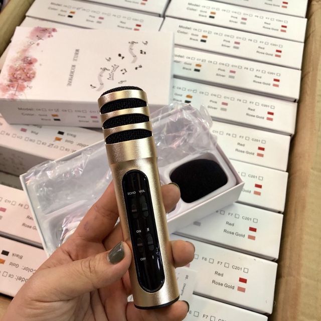 Micro C7 hát karaoke live stream 3 trong 1 giao màu ngẫu nhiên
