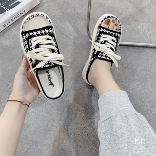 Giày sục buộc dây hot hit
