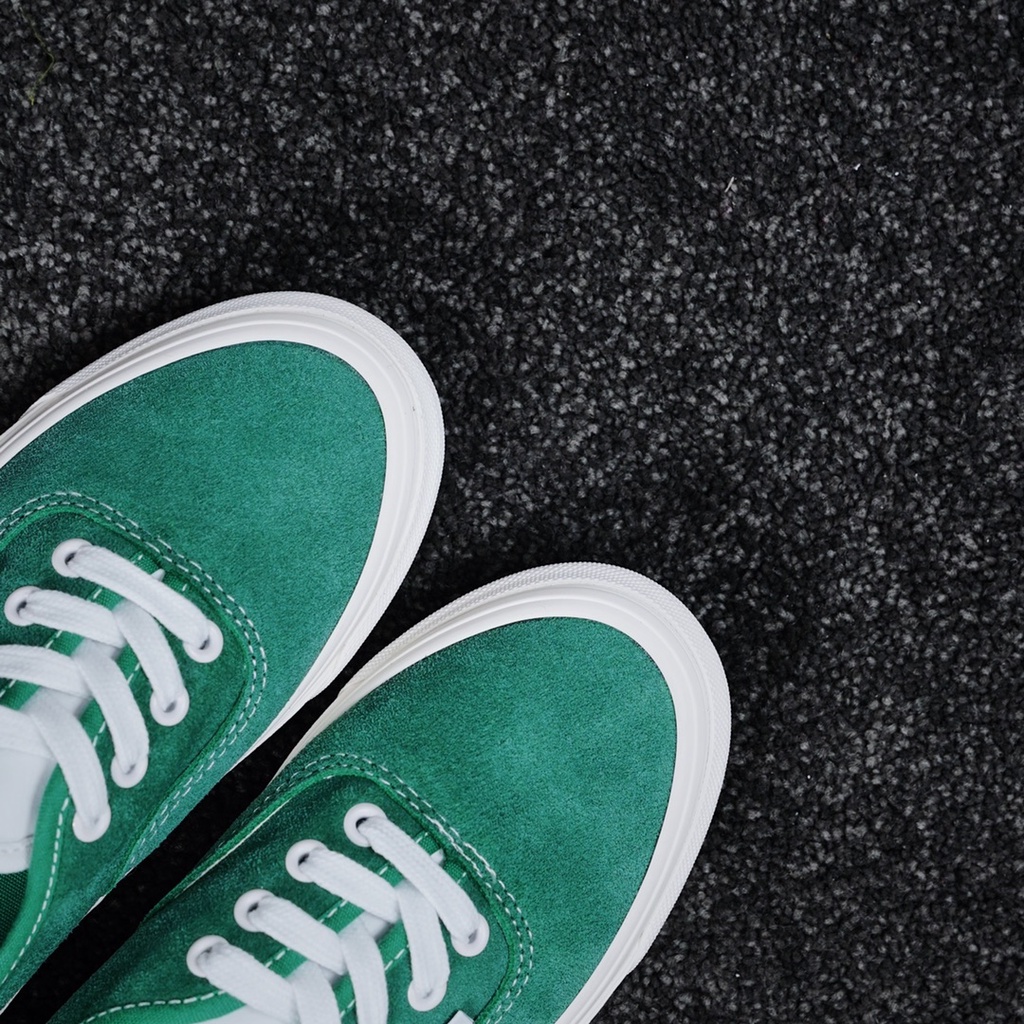 Giày Vans Da Lộn Màu Xanh Lá Kiểu Retro Cá Tính