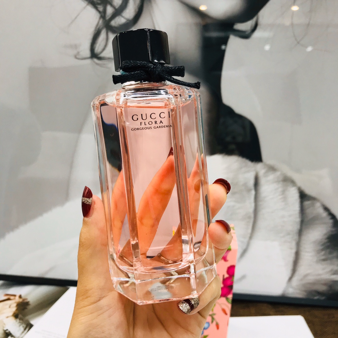 GUCCI Dance Series / Gorgeous Gardenia Eau De Toilette 100ml | BigBuy360 - bigbuy360.vn