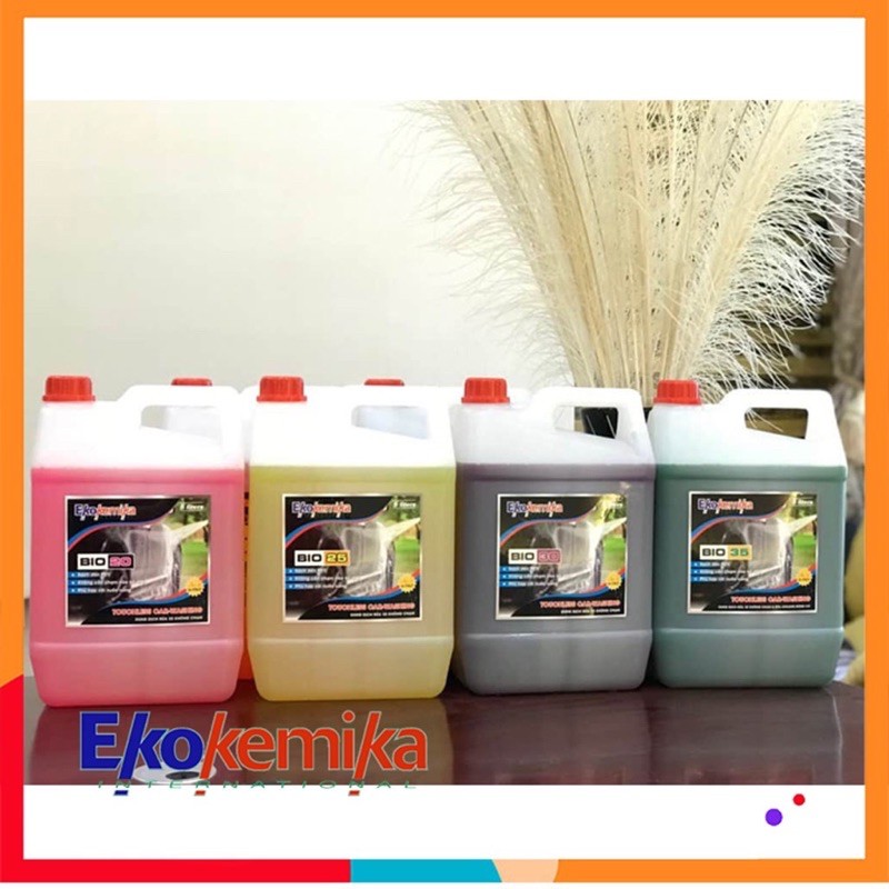 Dung dịch rửa xe không chạm Ekokemica Bio 2.5 - 5l