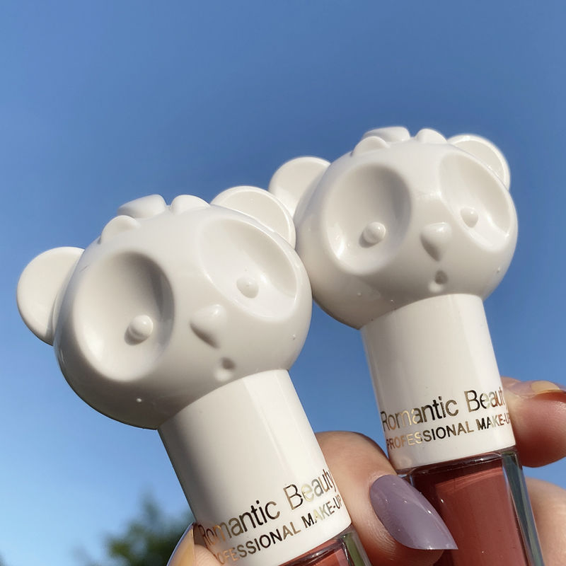 Son lì mịn mượt như nhung màu trà sữa thiết kế vỏ gấu cho học sinh