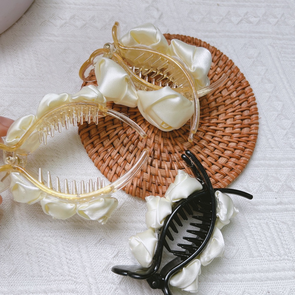 Kẹp Tóc Hình Hoa Trà Cột Nơ Sau Lưng Thời Trang