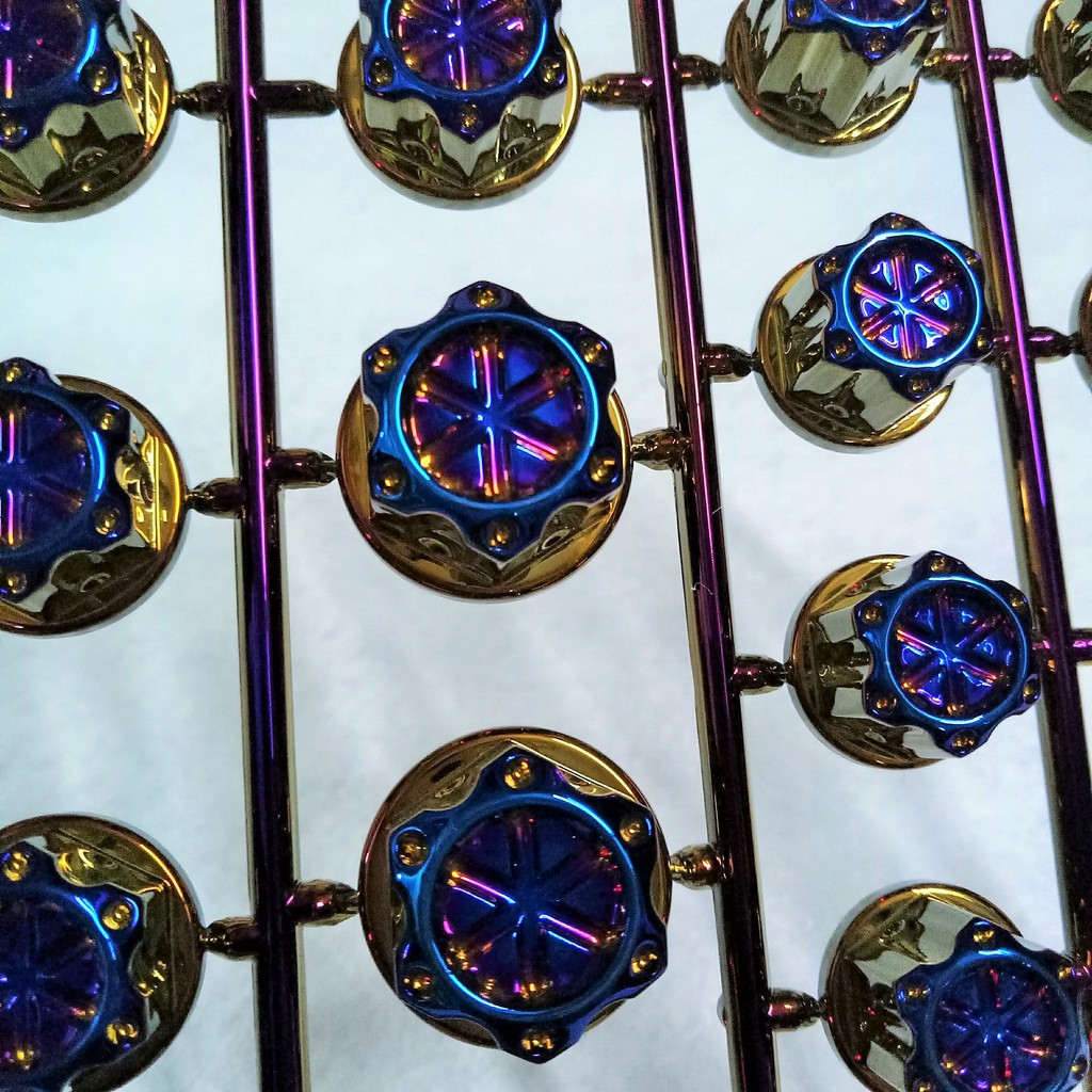 BỘ CHỤP ỐC TITAN 7 MÀU SALAYA - 30 CON - LÀM ĐẸP XE