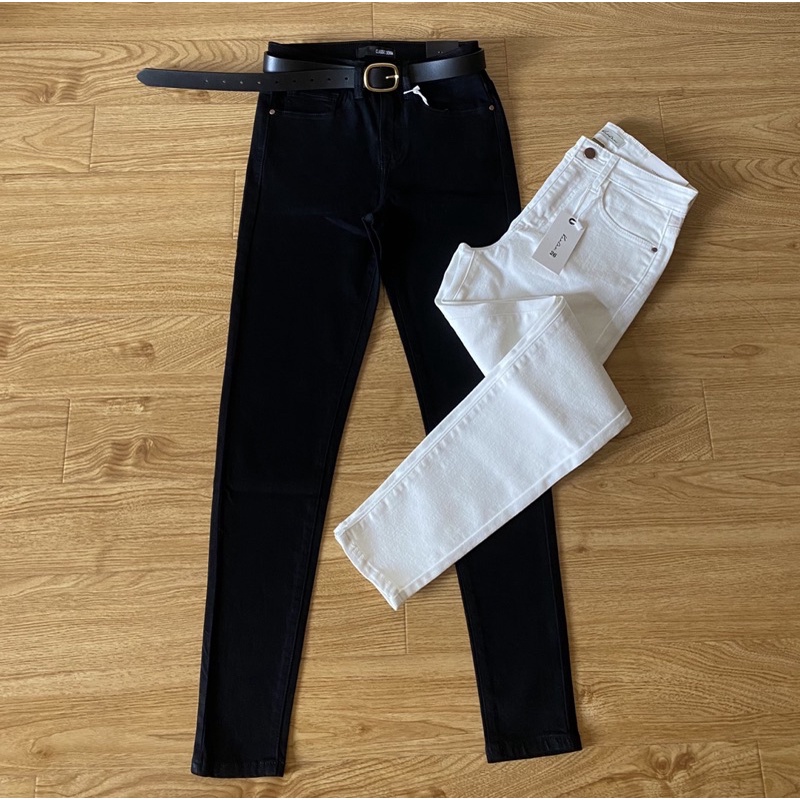 Quần skinny trắng/đen thần thánh