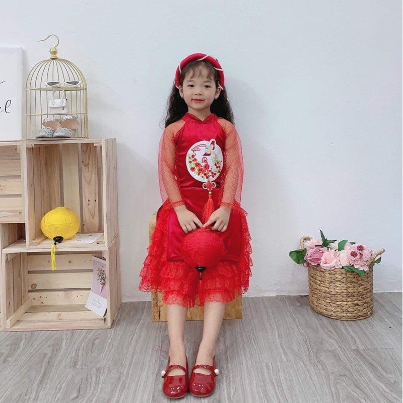 ÁO DÀI NHUNG 3 CHI TIẾT MÀU ĐỎ VÀ VÀNGRẺ VÔ ĐỊCH