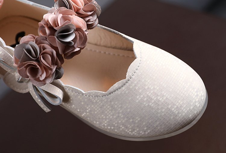 Giày Đế Mềm Chống Trượt Màu Trơn Hoạ Tiết Hoa Xinh Xắn Dành Cho Bé Gái 2-6 Tuổi