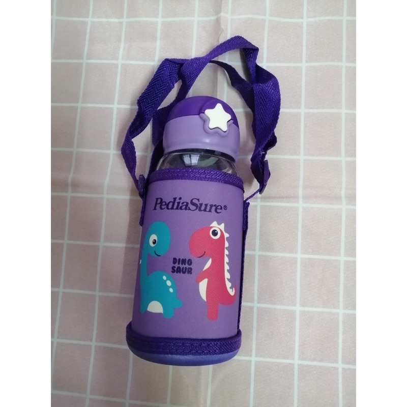 Bình nước uống có ống hút kèm túi đeo(quà tặng từ Pediasure)