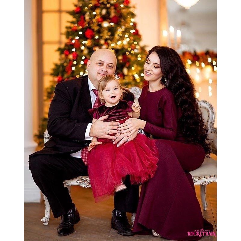 Đầm nhung phong cách sang trọng ôm dáng cho bé gái