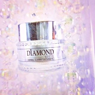 Diamond white kem làm trắng răng