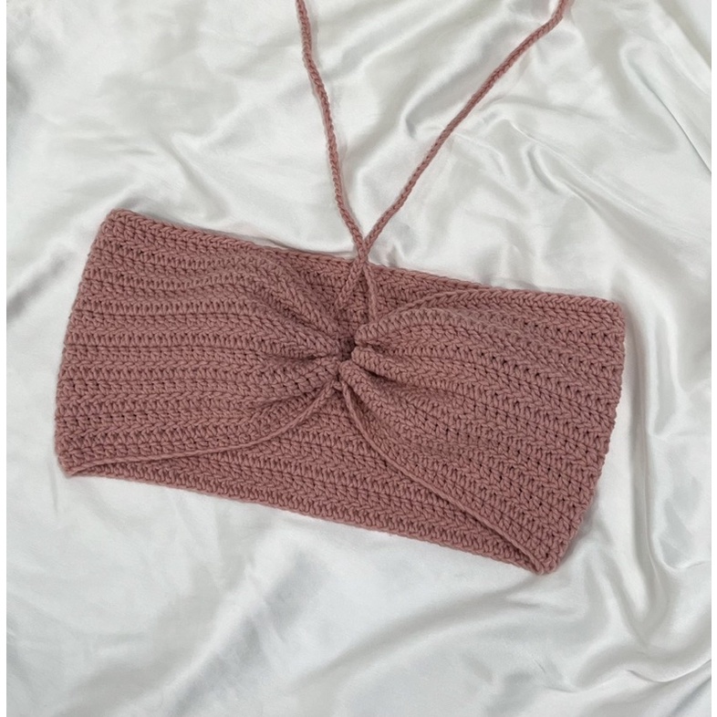 Áo móc len chéo dây trước