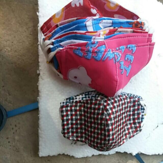 10 KHẨU TRANG TRẺ EM 25K