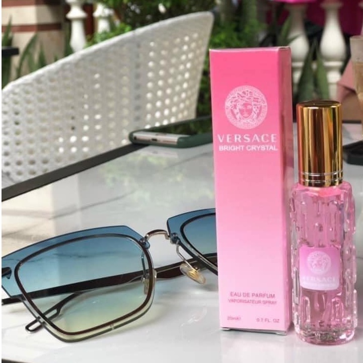 Nước hoa mini vesace 20ml dạng xịt-mẫu 4d- Mùi Verrsace Hồng