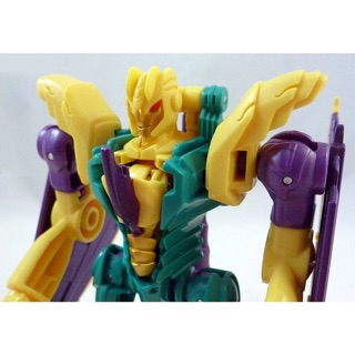 Robot Biến Hình Transformer Windrazor Predacon