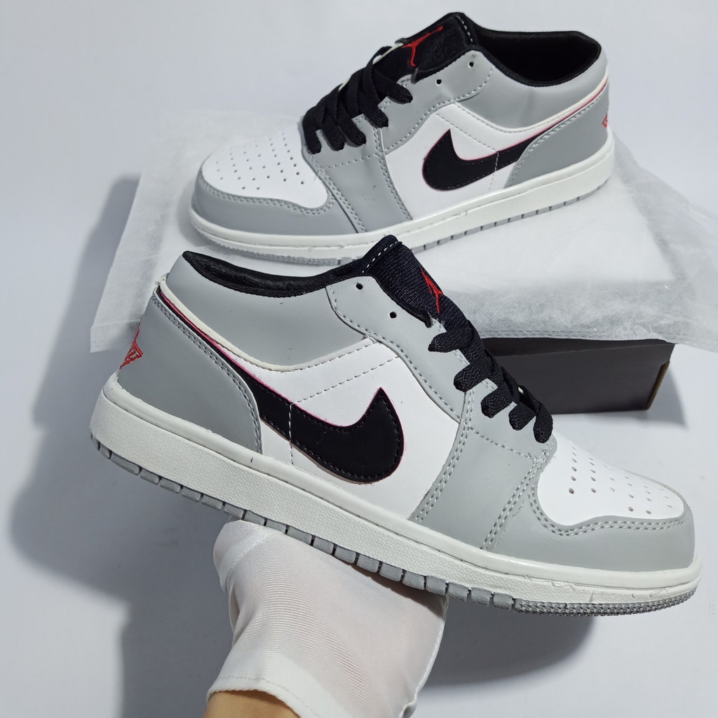 Giày 𝗝𝗼𝗿𝗱𝗮𝗻 Cổ Thấp Màu Ghi Xám Nam Nữ 🌸 Giày Thể Thao Sneaker Nam Nữ 𝗝𝗼𝗿𝗱𝗮𝗻 Thấp Cổ Ghi Xám Full Box