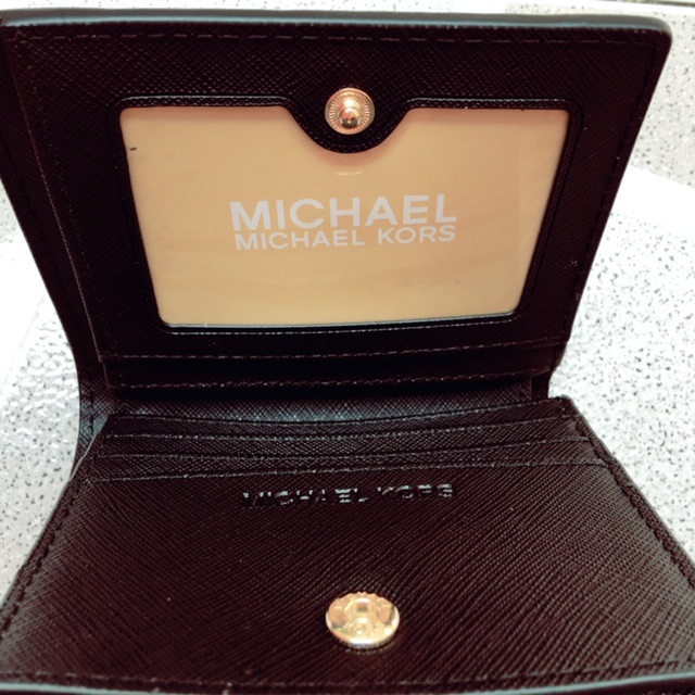 VÍ CẦM TAY NỮ MINI MICHAEL KORS