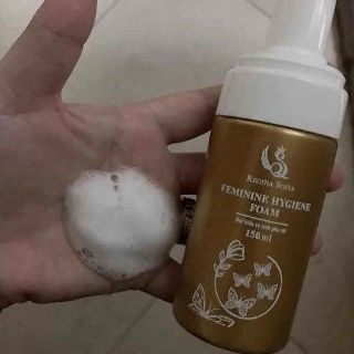 Bọt rửa bím Regina Sofia