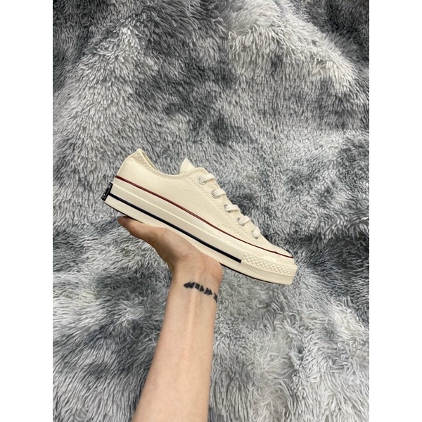 Cv cao thấp 2 màu đen kem sc trung full box