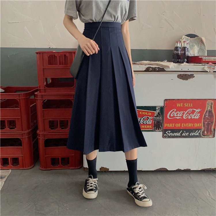 Chân váy lưng cao dáng chữ A phong cách cổ điển độc đáo | BigBuy360 - bigbuy360.vn