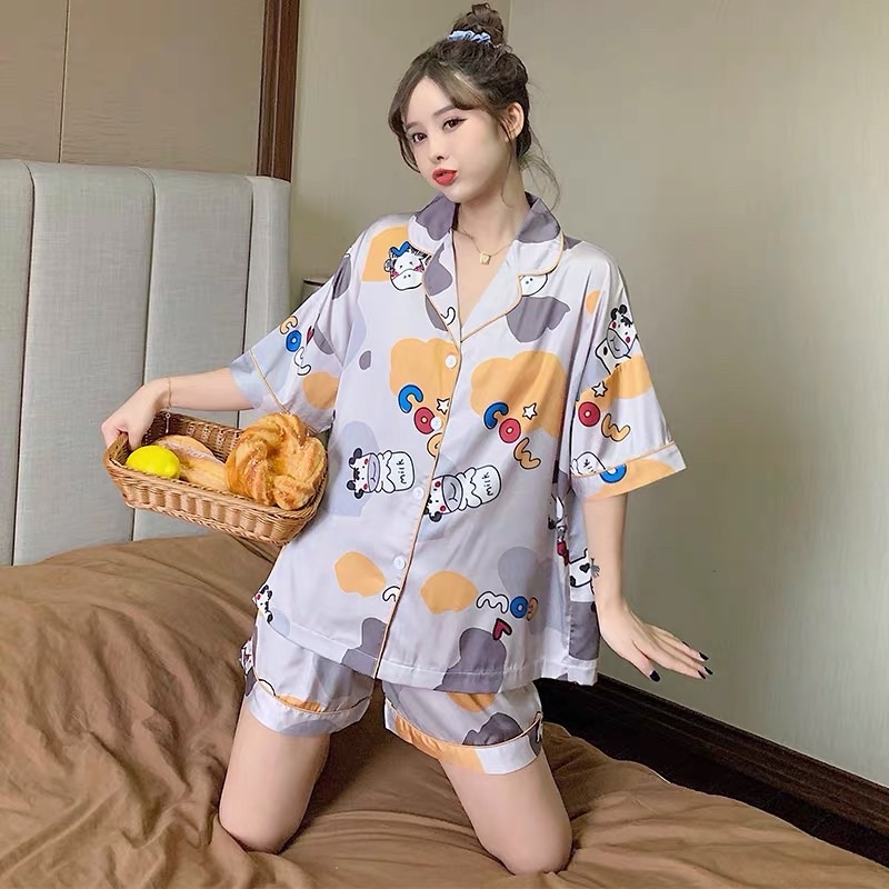 Bộ đồ ngủ pijama nữ cộc tay quần đùi vải Kate Thái mềm mịn họa tiết bò sữa xám hoạt hình