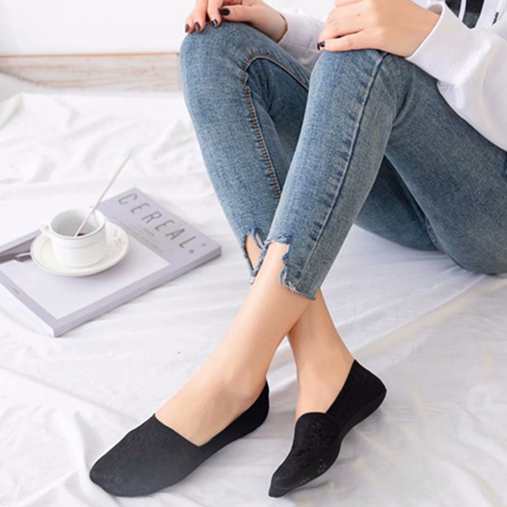 Đôi vớ thuyền ren hoa bằng silicon lụa lạnh vô hình thời trang mùa hè cho nữ