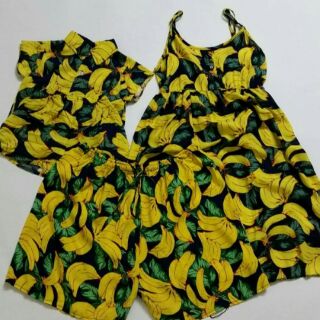 Set gia đình quả chuối ( 1 váy mẹ, 1 bộ cho bố và 2 bộ cho con)