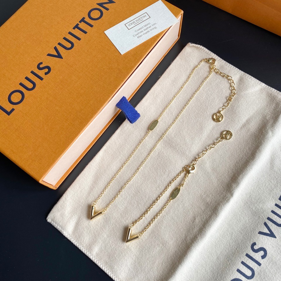 LOUIS VUITTON Vòng cổ Mặt Chữ LV Phong Cách Hàn Quốc Đơn Giản Cho Cặp Đôi