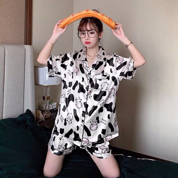 [Bra102.vn] Bộ Pijama lụa cho nữ họa tiết Bò Sữa hot nhất mùa hè 2021- Bộ ngủ đồ mặc nhà chất vải trơn nhẹ cực chất B053