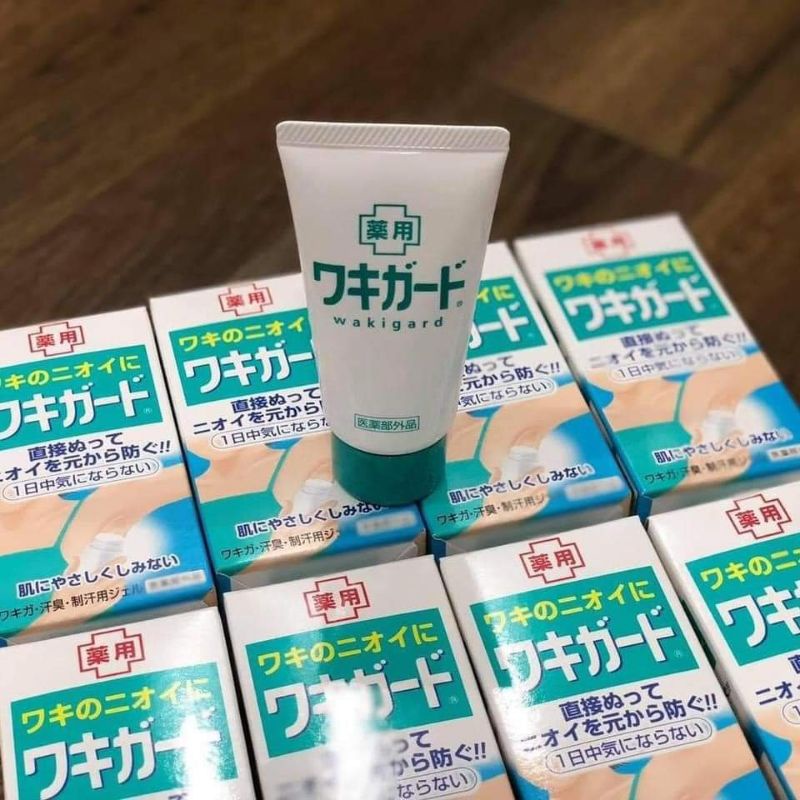 GEL KHỬ MÙI HÔI NÁCH KOBAYASHI - NHẬT BẢN