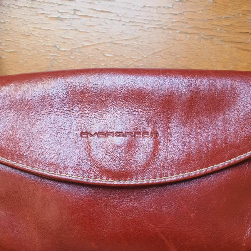 Túi đeo vai da thật vintage. Hiệu Evergreen. Made in Spain - em và nắng