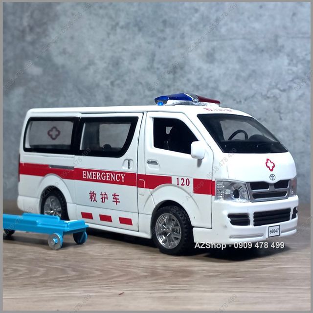 Mô Hình Kim Loại Xe Cấp Cứu Hong Kong Kiểu Sprinter Loại Trung Tỉ Lệ 1:32 - Có Cửa Giữa - 9905.1