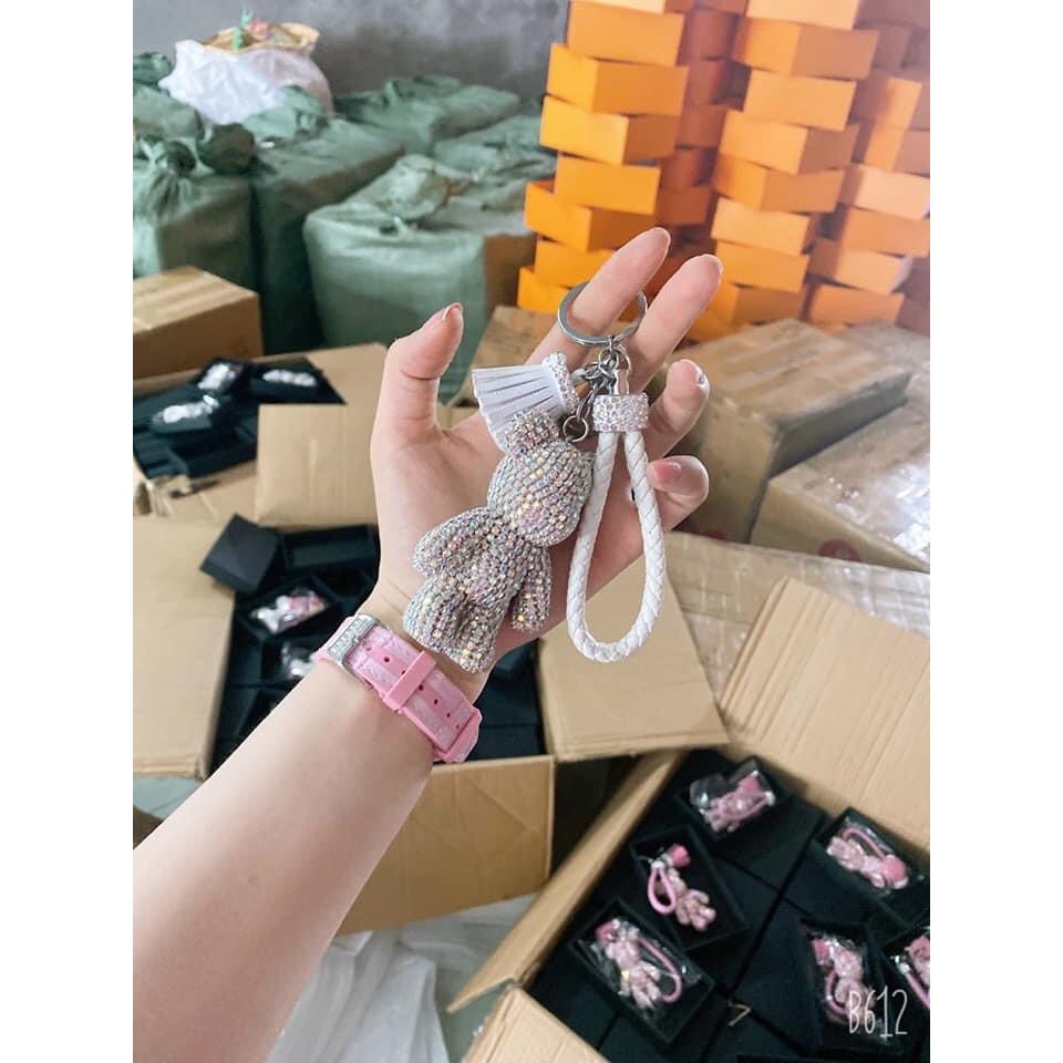 Gấu đá đeo túi HM chính hãng size 5cm