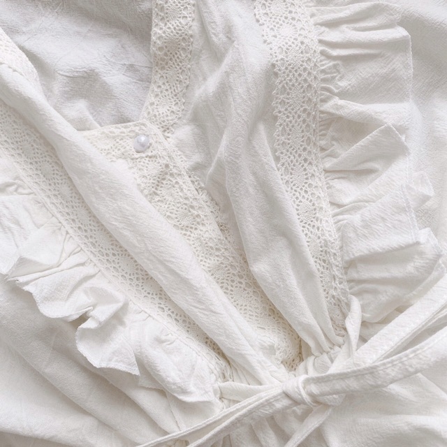 Đầm Babydoll Trắng Cổ Viền Ren Tay Phồng - Freesize | BigBuy360 - bigbuy360.vn