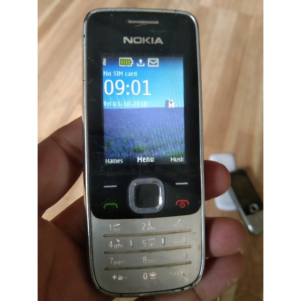 Điện thoại Nokia 2730 kèm dây sạc