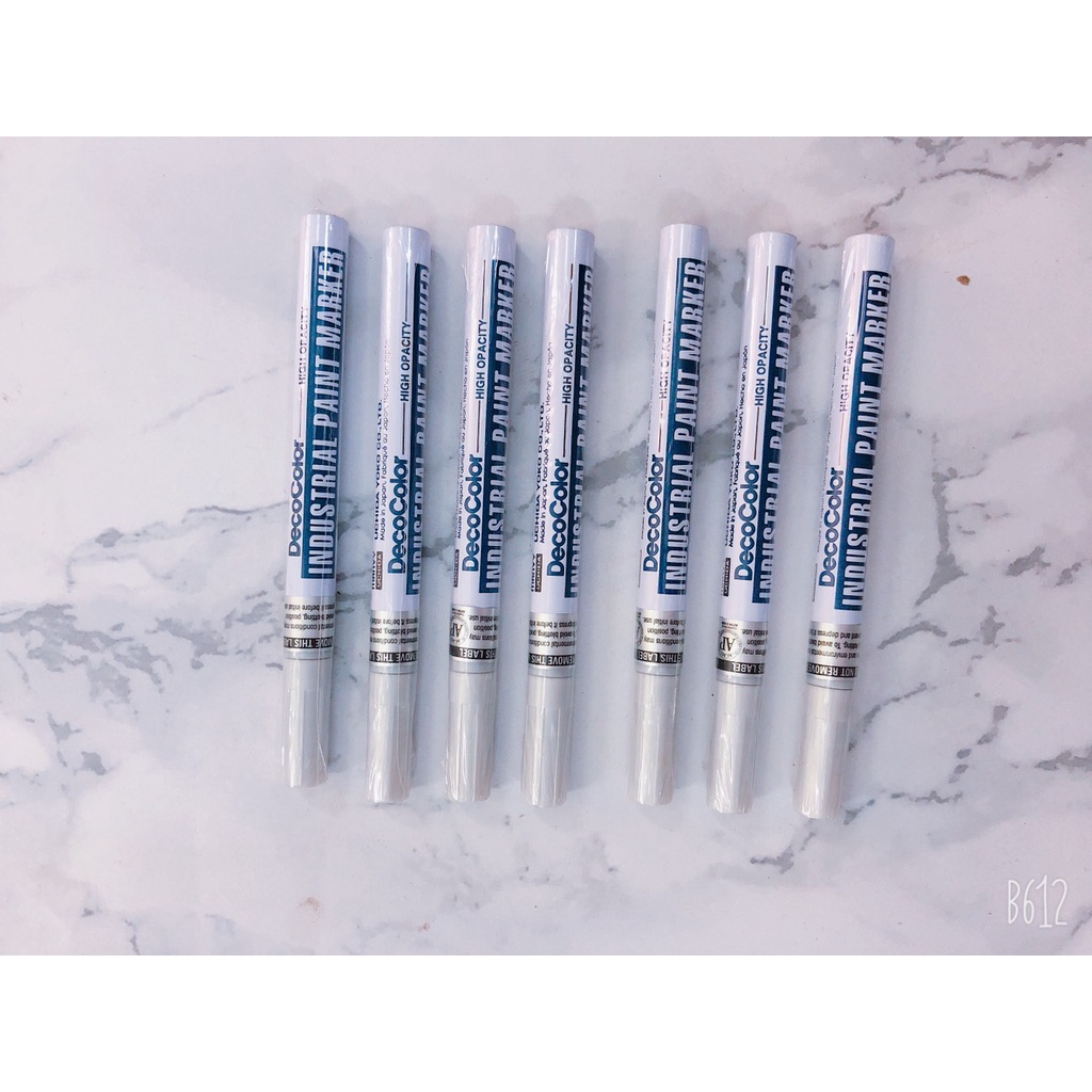 Bút Sơn Công Nghiệp Marvy Viết Được Trên Kính, Kim Loại, Gốm, Nhựa, Gỗ - Ngòi 1.4 mm