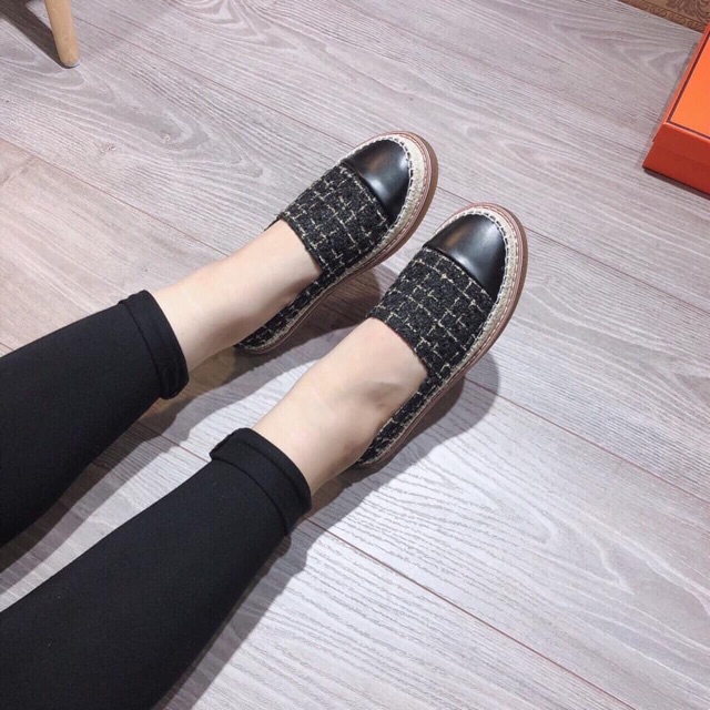 Slipon nữ nỉ kẻ pha da | BigBuy360 - bigbuy360.vn