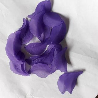 100 g nguyên liệu hoa pha le: lá vẹo.