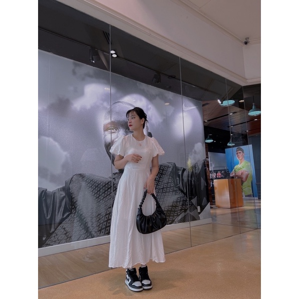 Đầm maxi trắng dáng dài tay phồng, Váy maxi dáng dài tay phồng màu trắng siêu xinh chất đũi nhún