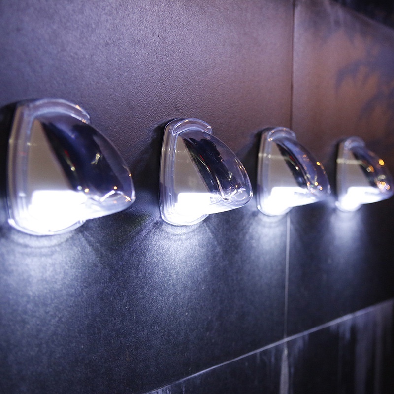 Đèn Led 8 bóng thông minh gắn tường sử dụng năng lượng mặt trời chống nước IP65
