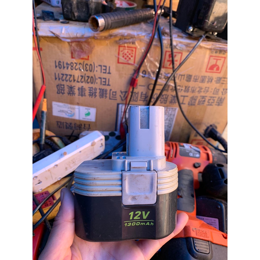 Vỏ pin bãi ryobi 12V dành cho thợ về phục hồi
