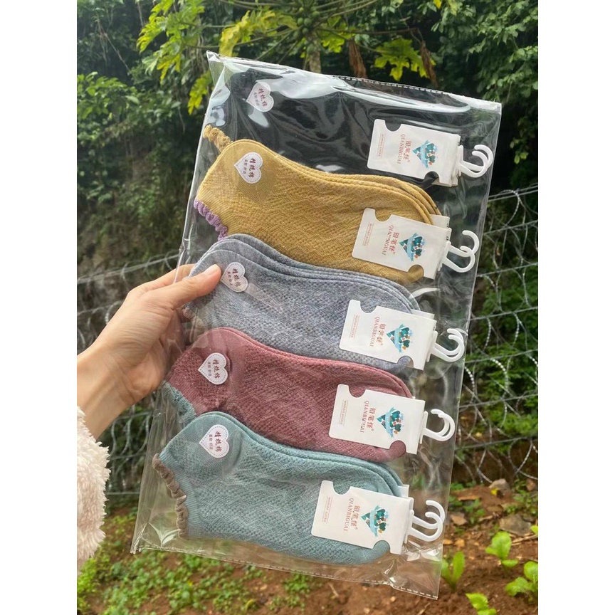 tất nữ cổ ngắn nhún bèo vớ nữ họa tiết gân siêu xinh chất len tăm co giãn dày dặn hàng loại 1 alida2010