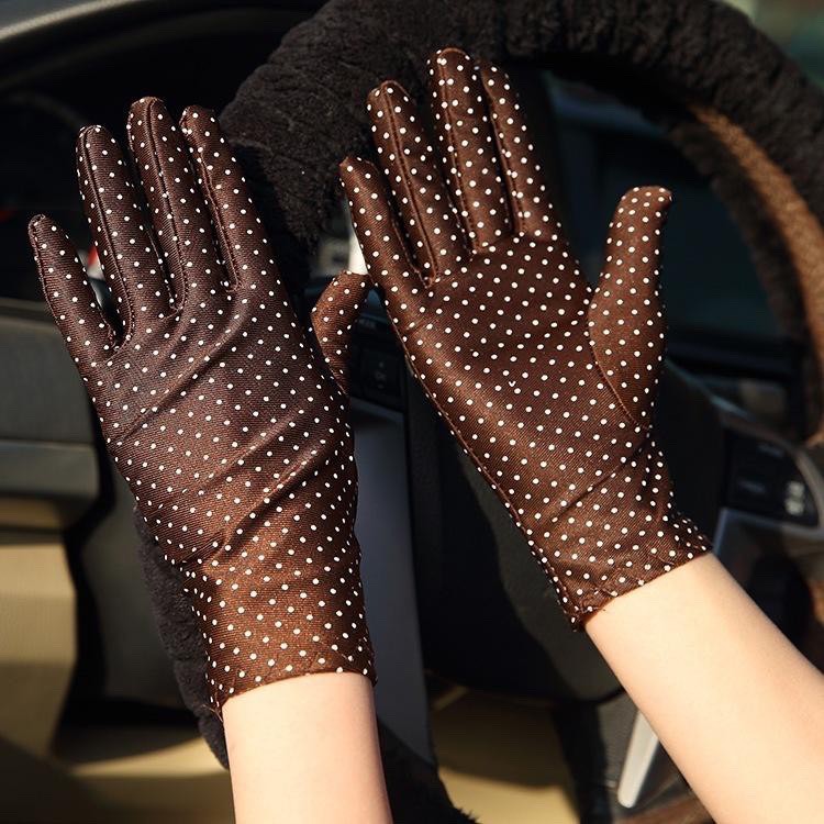 Găng tay chống nắng nữ ngắn chấm bi chất thun lạnh co dãn thoải mái khi lái xe máy, hoạt động ngoài trời