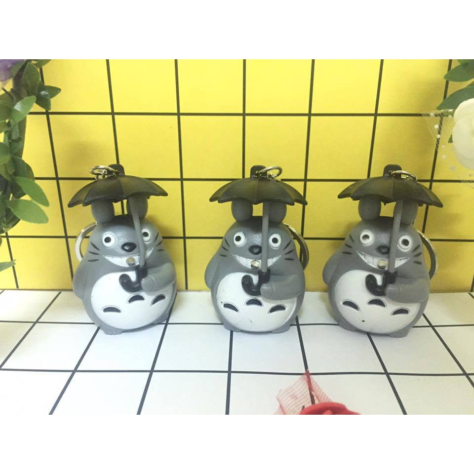 Móc khóa Totoro đèn LED