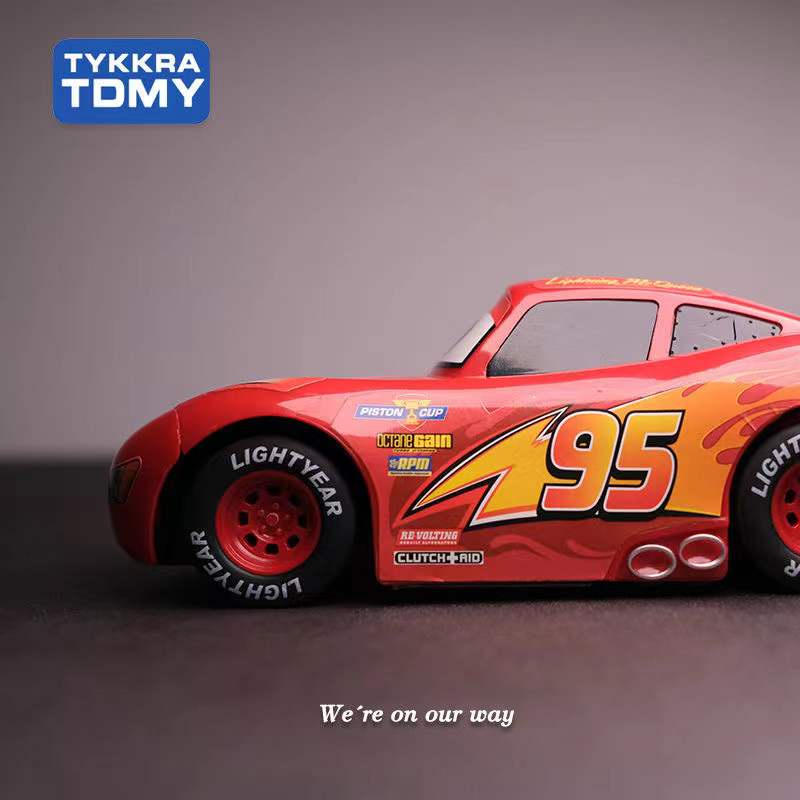 Xe Hơi RC Điều Khiển Từ Xa Lightning Mcqueen 95 Vui Nhộn Cho Bé