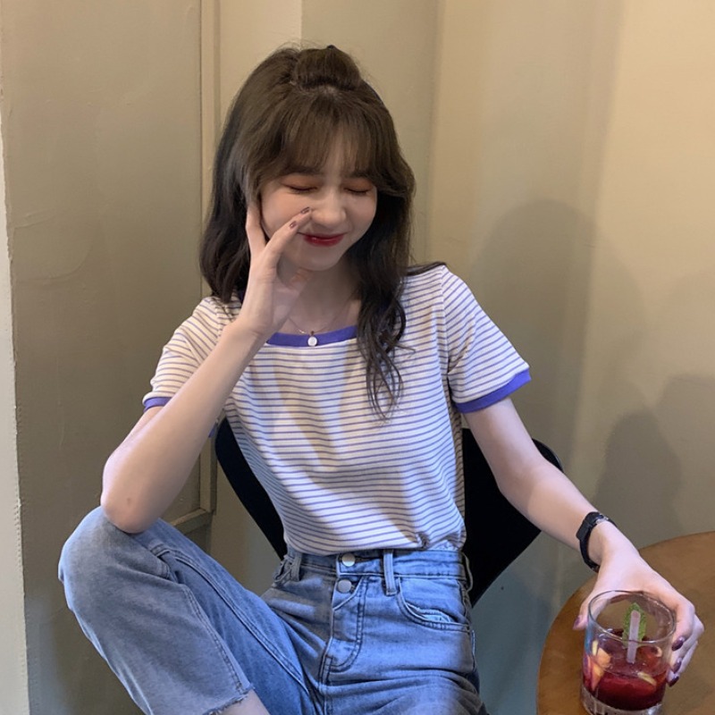 Áo Thun Nữ Ngắn Tay Cổ Vuông Họa Tiết Sọc Ngang Thời Trang