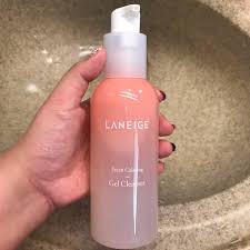 Sữa Rửa Mặt Dạng Gel Cấp Ẩm Laneige Fresh Calming Gel Cleanser 230ml