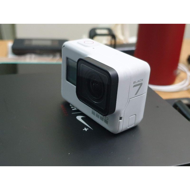 GoPro HERO 7 Black Dusk White tặng 1 thẻ nhớ 32GB