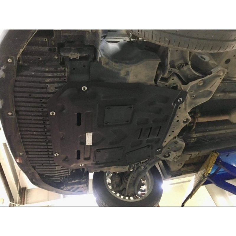 Chắn bùn gầm động cơ cho Suzuki Ciaz 2018-2022