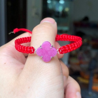 Vòng tay CỎ 4 LÁ RuBy handmade ( Quý khách vui lòng đọc kỹ mô tả để lựa chọn đúng sản phẩm )