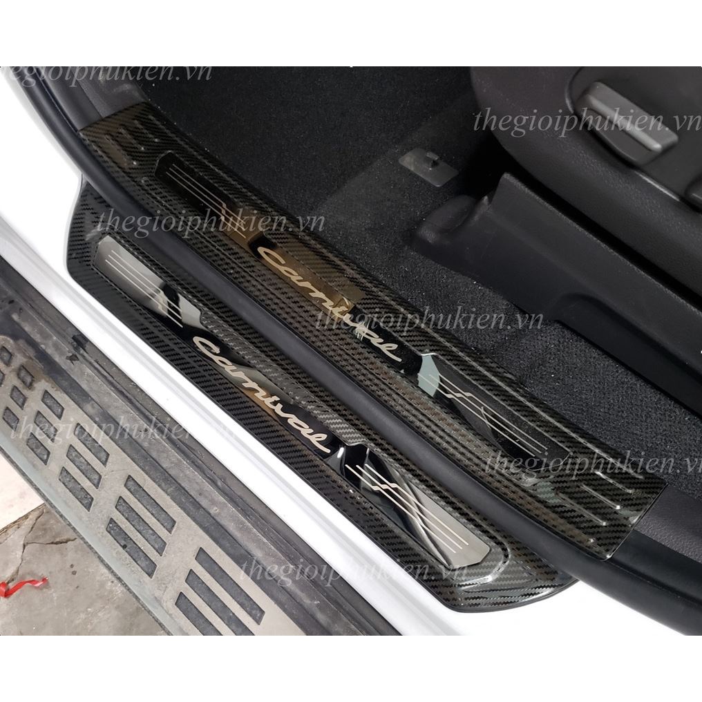 Ốp bậc cửa, nẹp bước chân, ốp bậc cốp, chống trầy cốp carbon xe Kia Carnival 2021- 2022-2023-2024 vân cacbon cao cấp